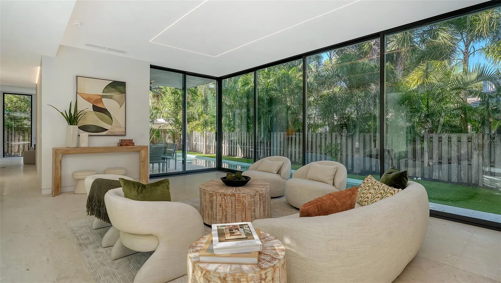 1642 BAHIA VISTA ST