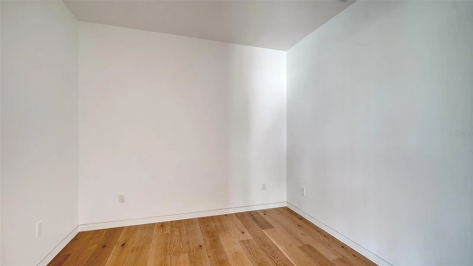 1642 BAHIA VISTA ST