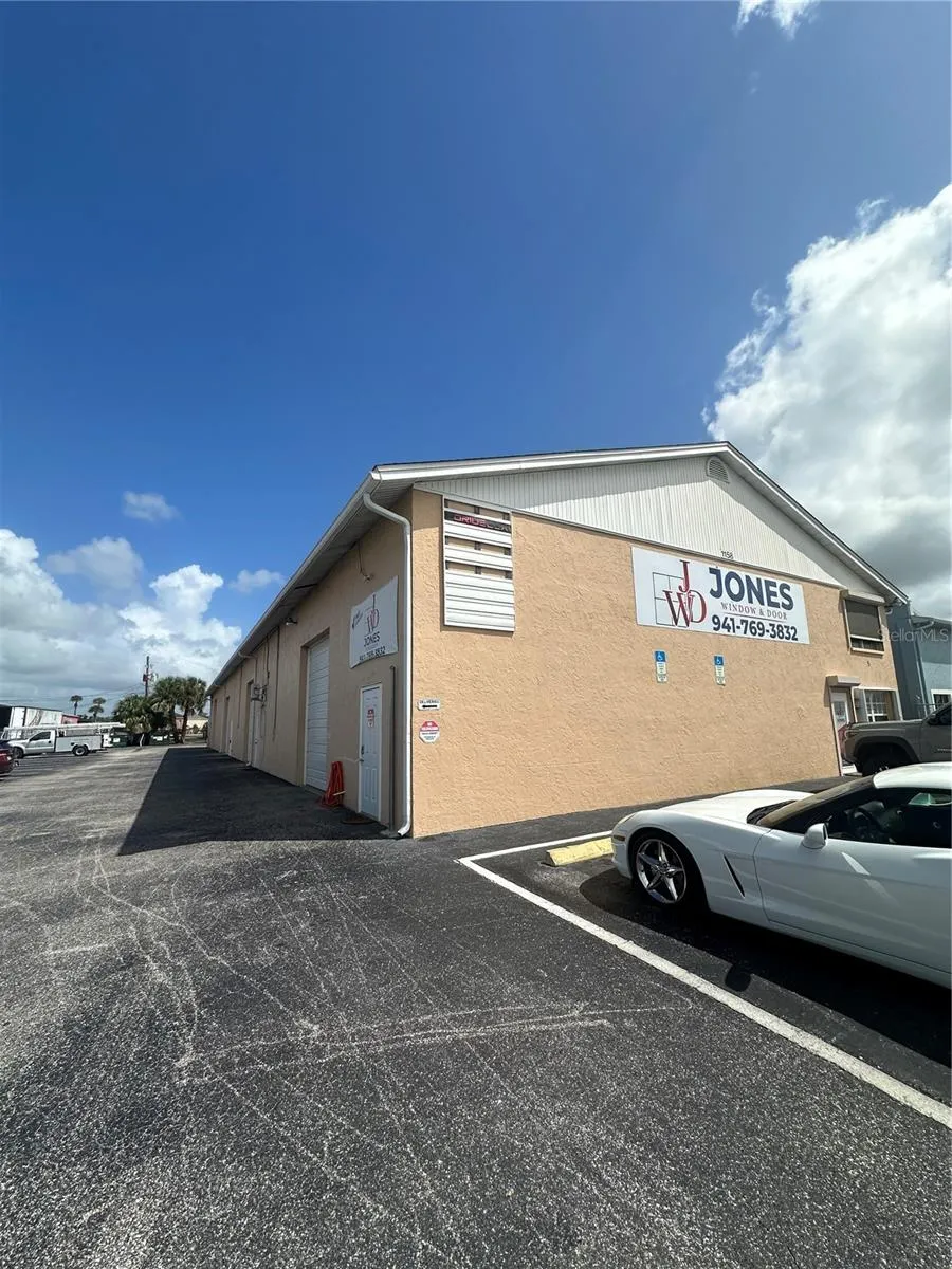 118 MARKET CIR #2, #2