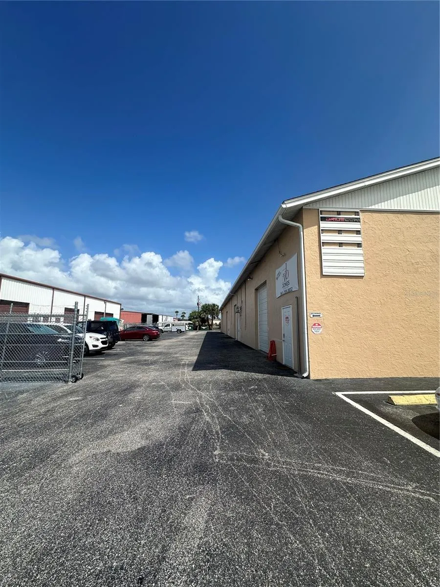 118 MARKET CIR #2, #2