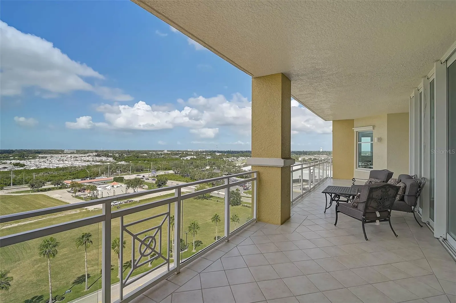 130 RIVIERA DUNES WAY #804, #804