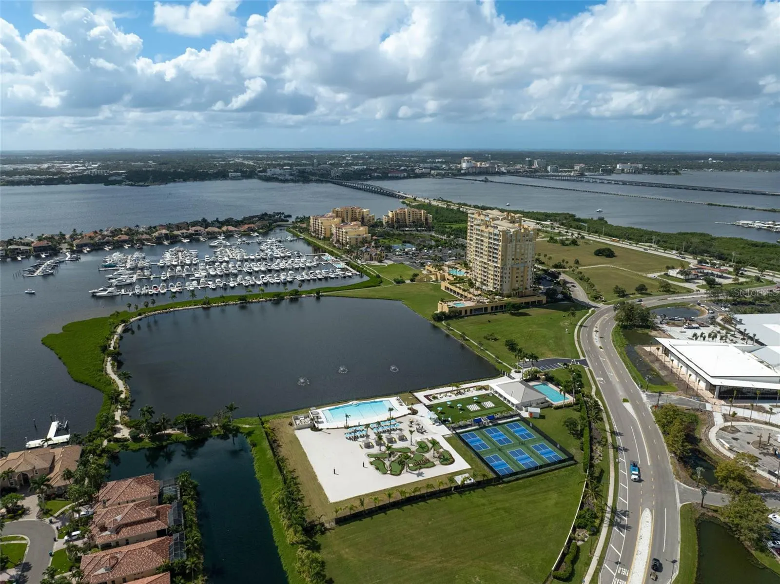 130 RIVIERA DUNES WAY #804, #804