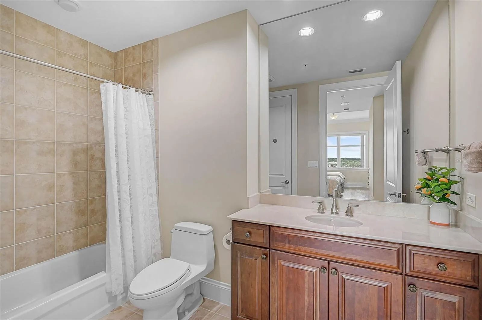 130 RIVIERA DUNES WAY #804, #804