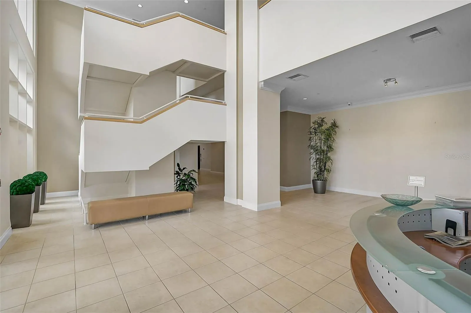 130 RIVIERA DUNES WAY #804, #804