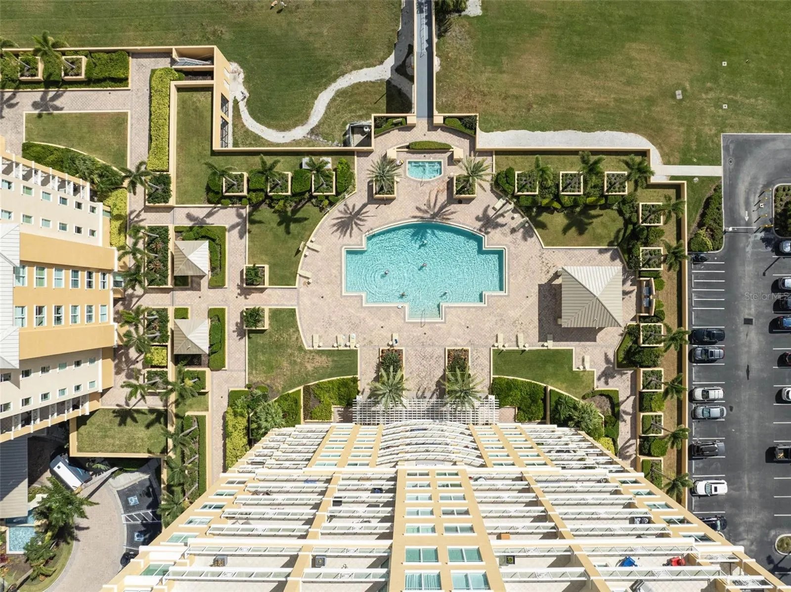 130 RIVIERA DUNES WAY #804, #804