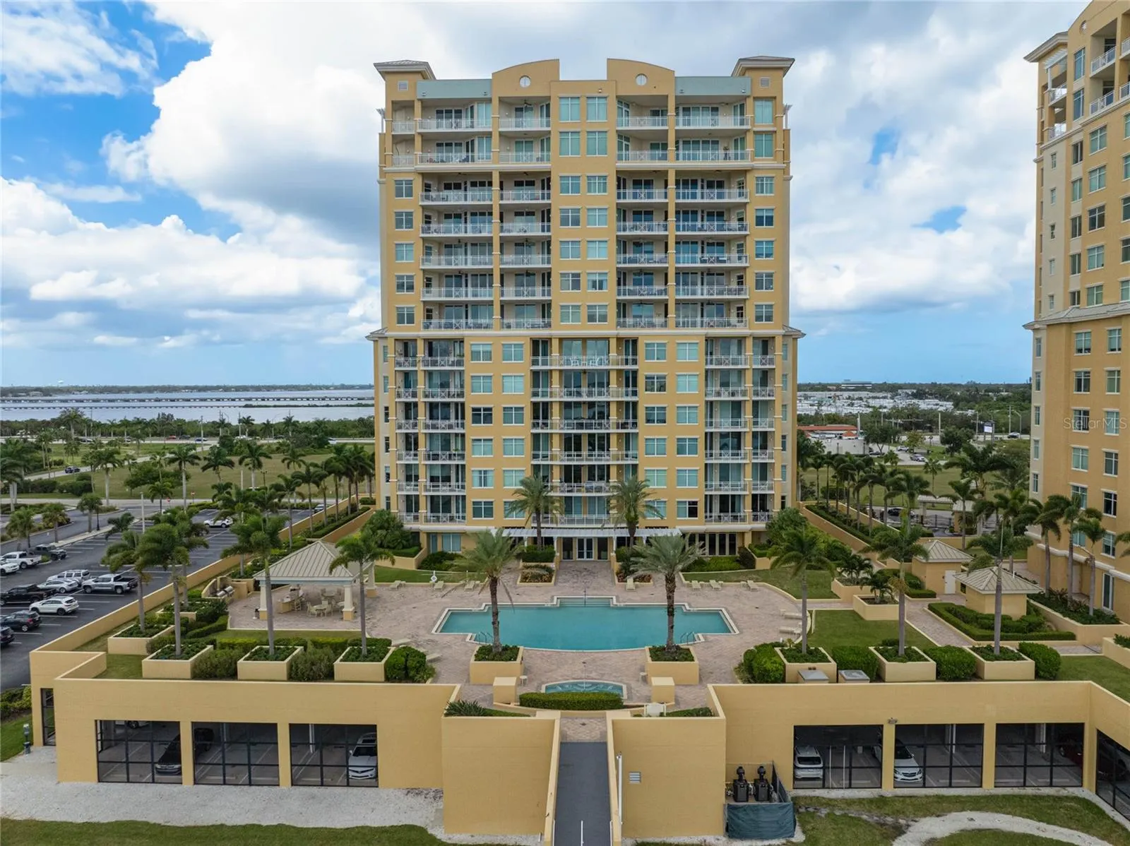 130 RIVIERA DUNES WAY #804, #804