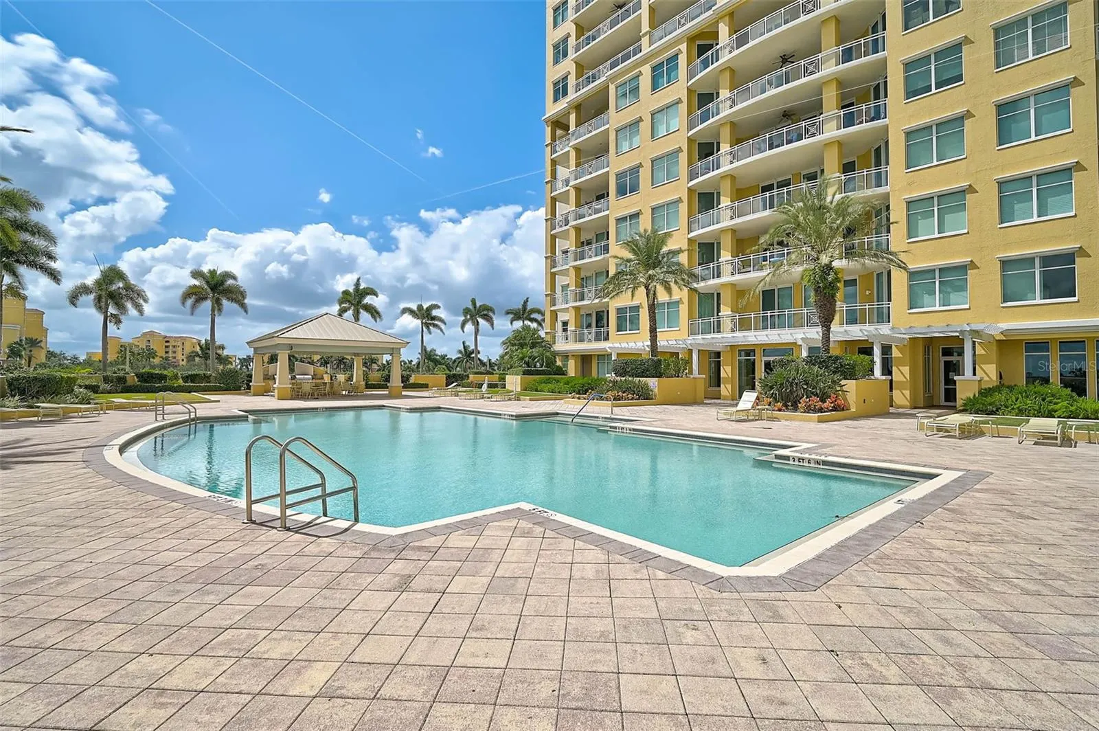 130 RIVIERA DUNES WAY #804, #804