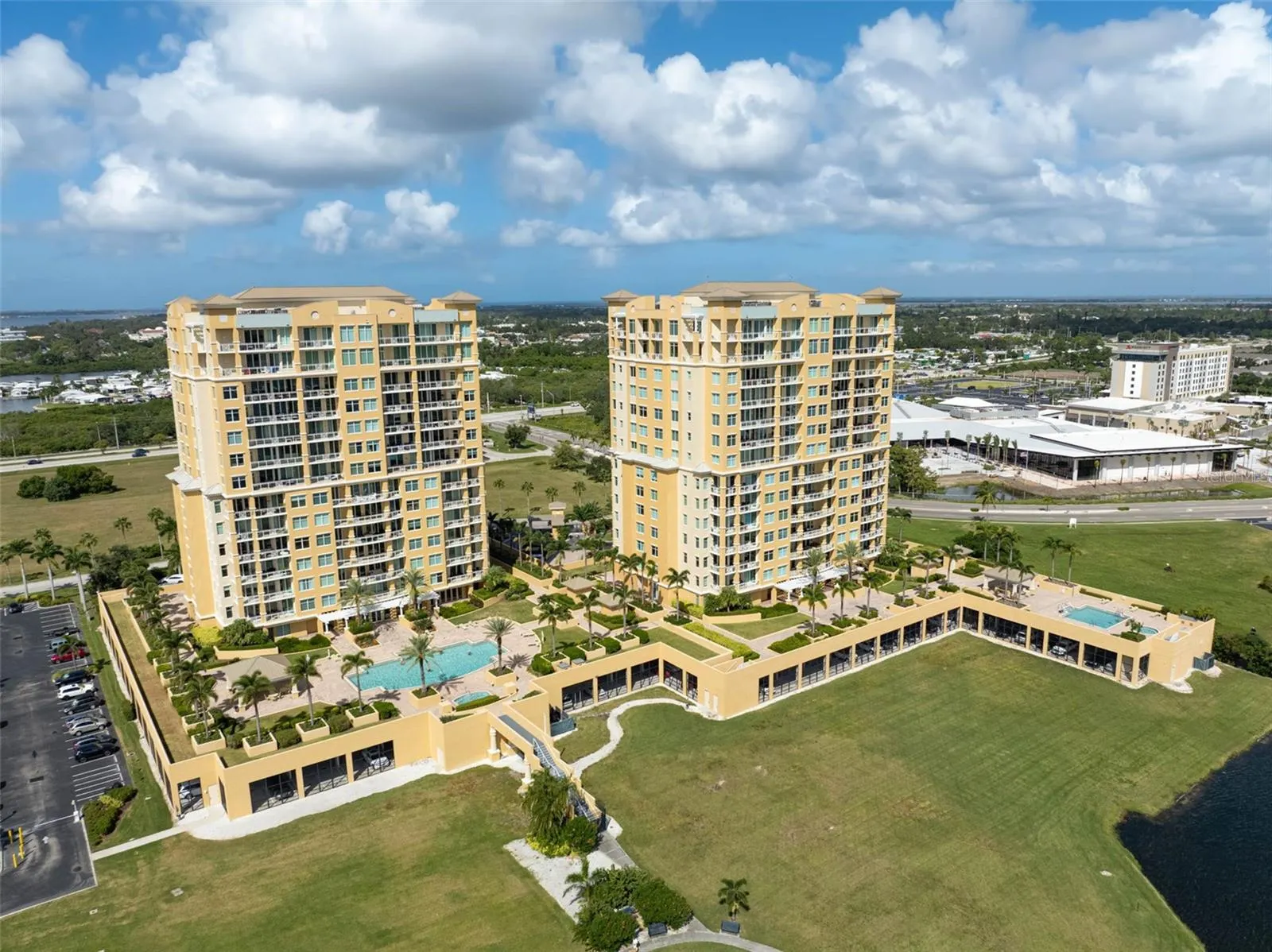 130 RIVIERA DUNES WAY #804, #804