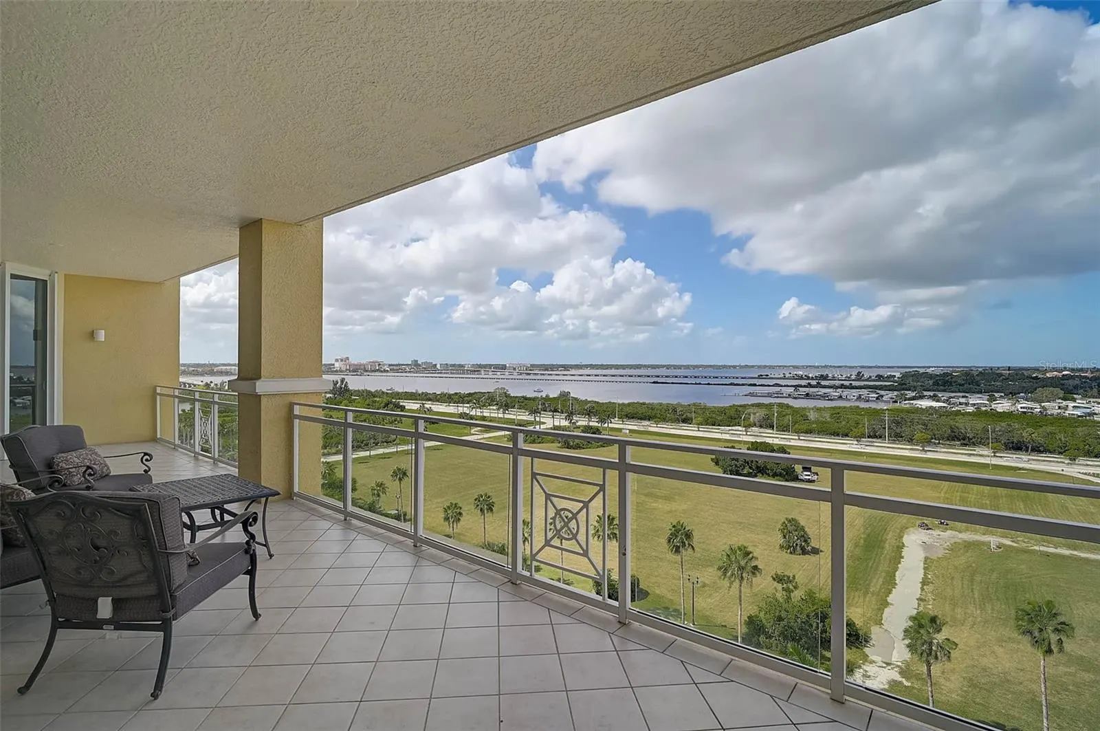 130 RIVIERA DUNES WAY #804, #804