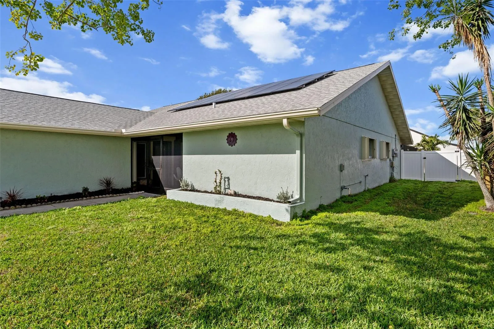 1239 PINEBROOK WAY