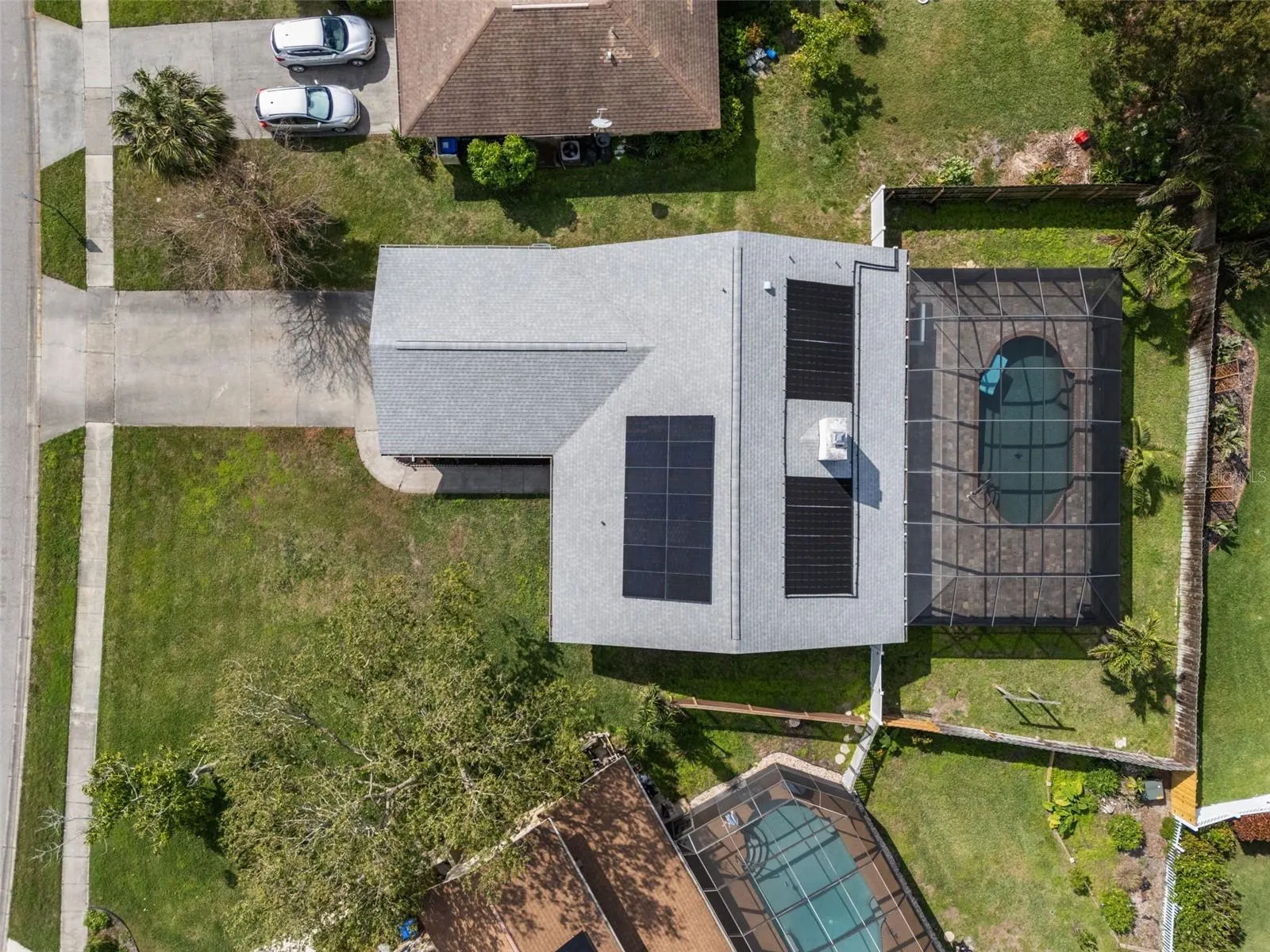 1239 PINEBROOK WAY