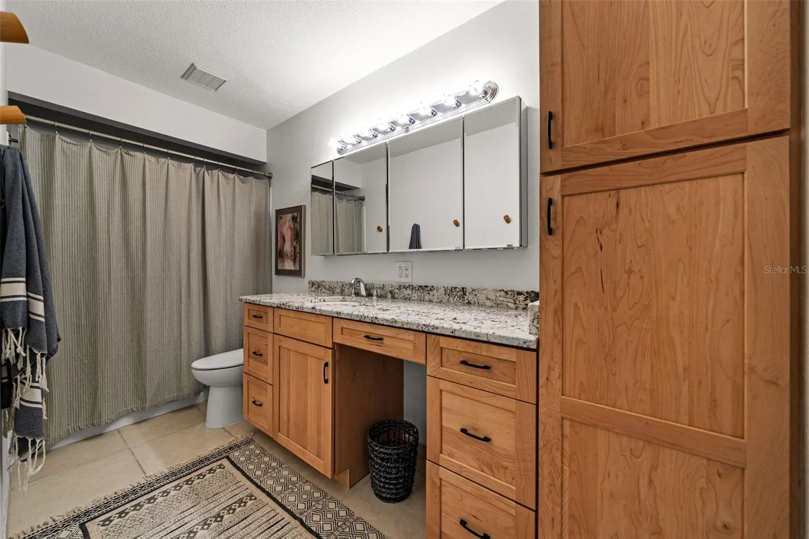 1239 PINEBROOK WAY