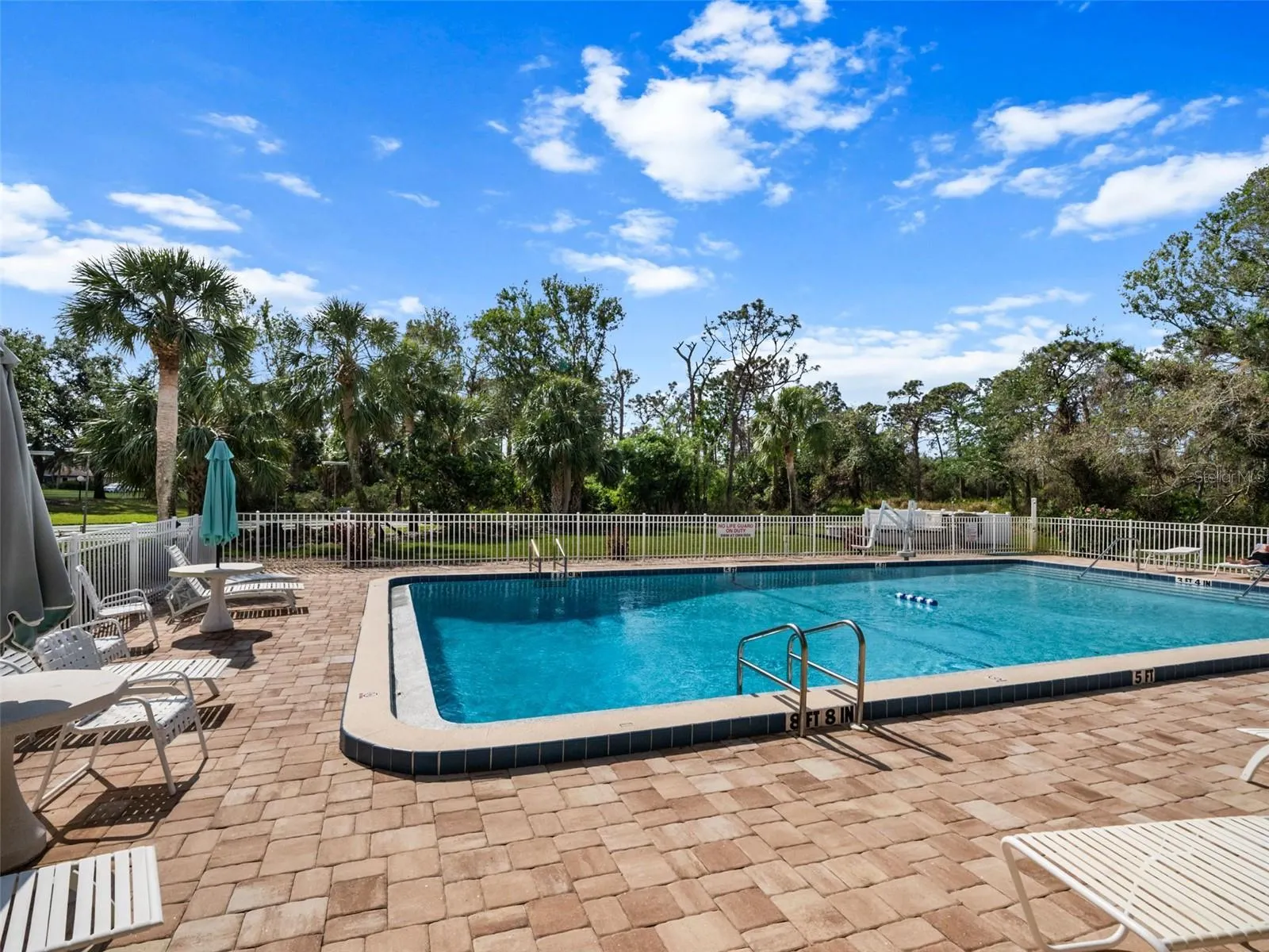 1239 PINEBROOK WAY