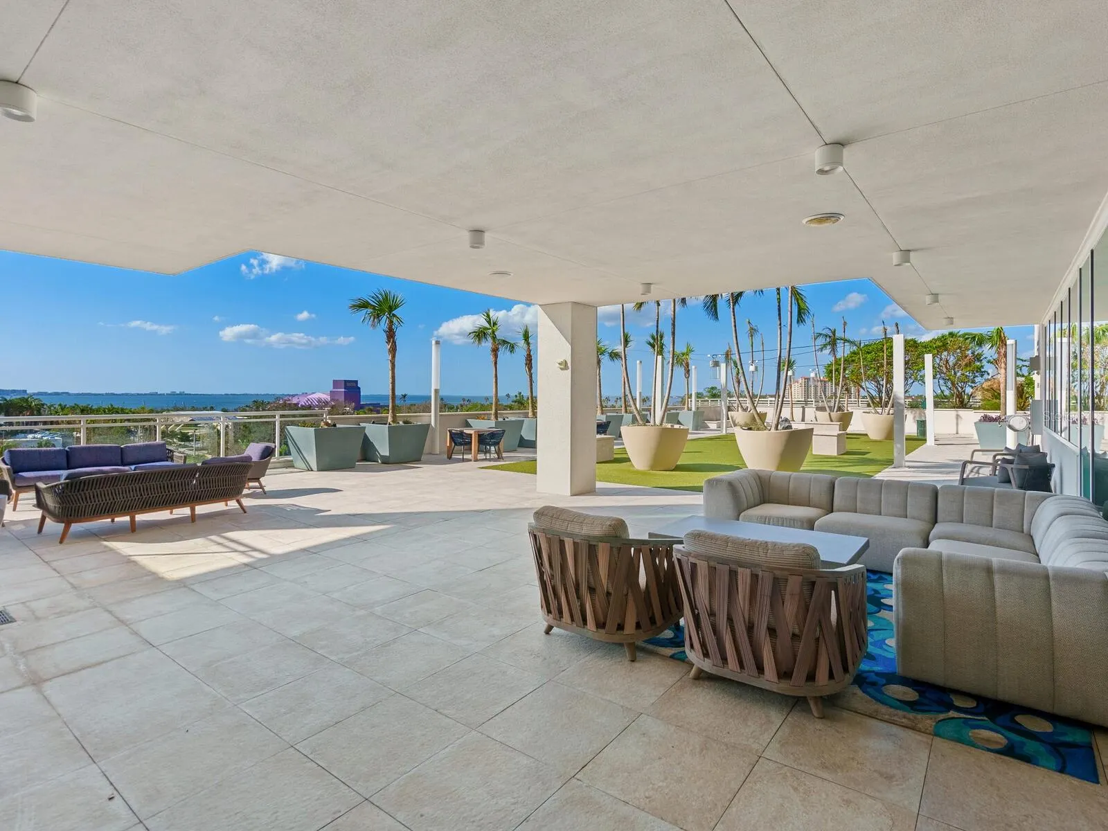 540 N TAMIAMI TRL #1201, #1201