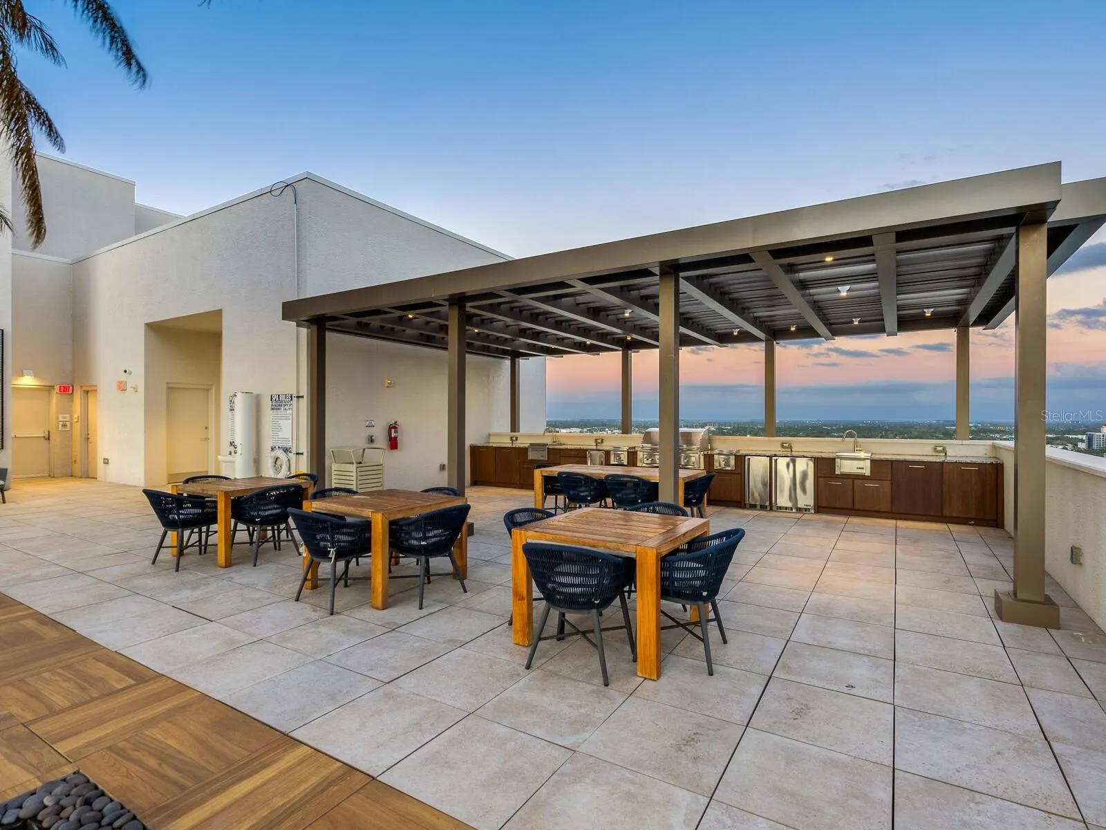 540 N TAMIAMI TRL #1201, #1201