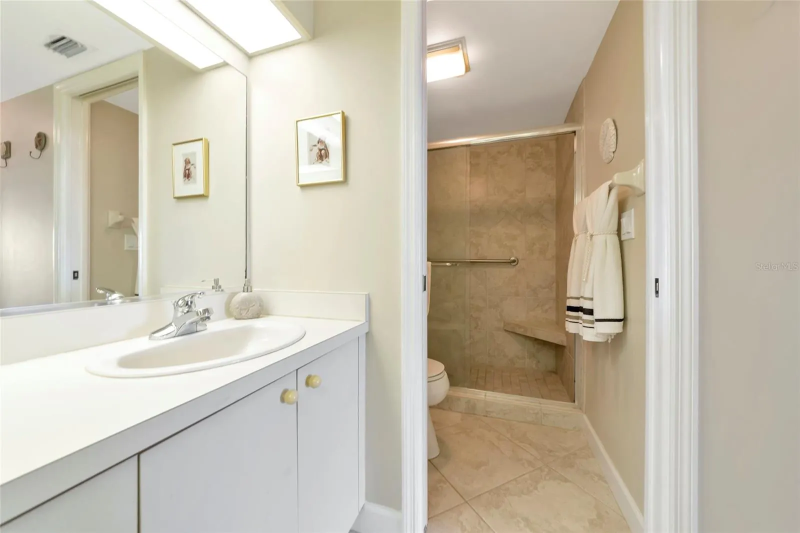 1145 EDGEWATER CIR #1145, #1145
