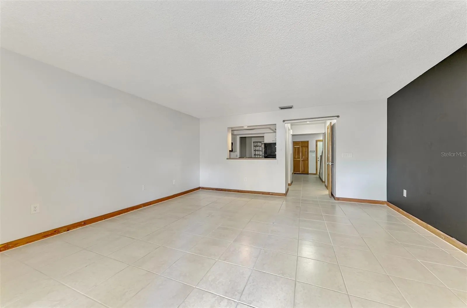 977 SUNRIDGE DR #113, #113