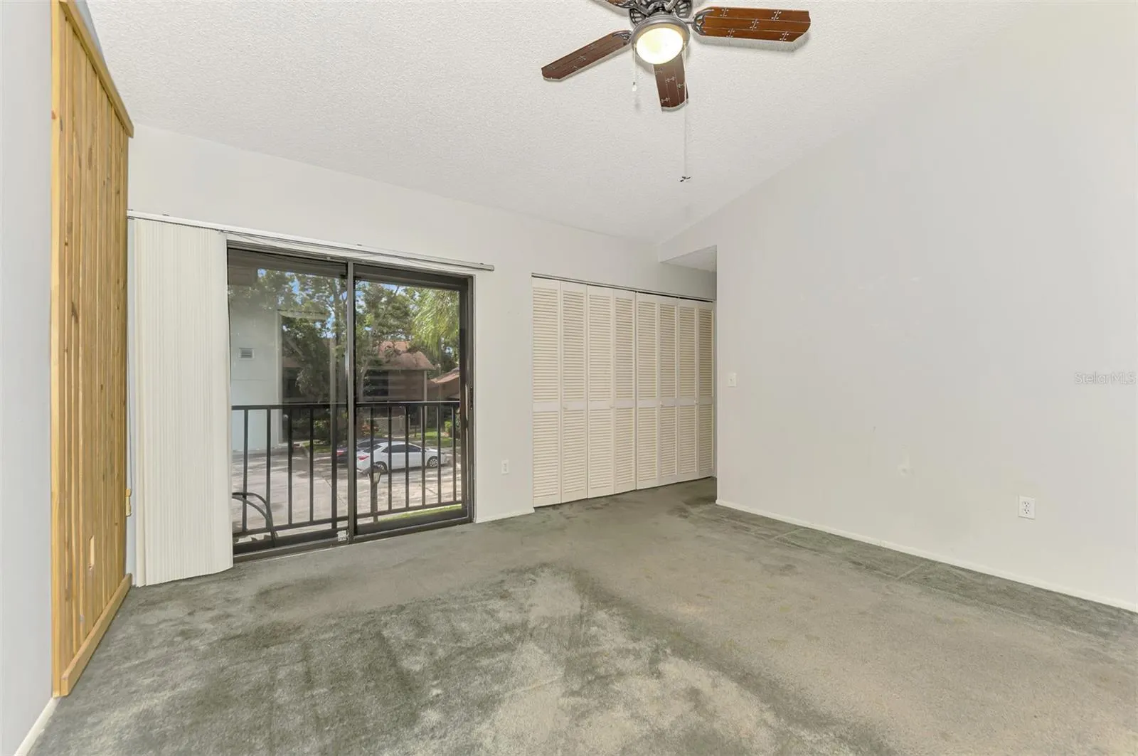 977 SUNRIDGE DR #113, #113