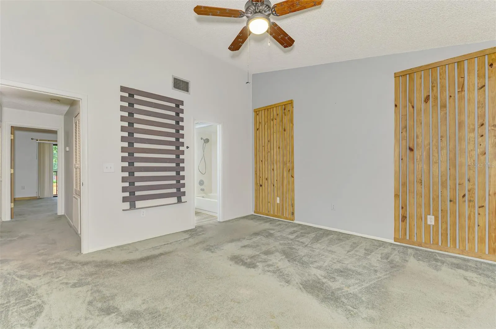 977 SUNRIDGE DR #113, #113