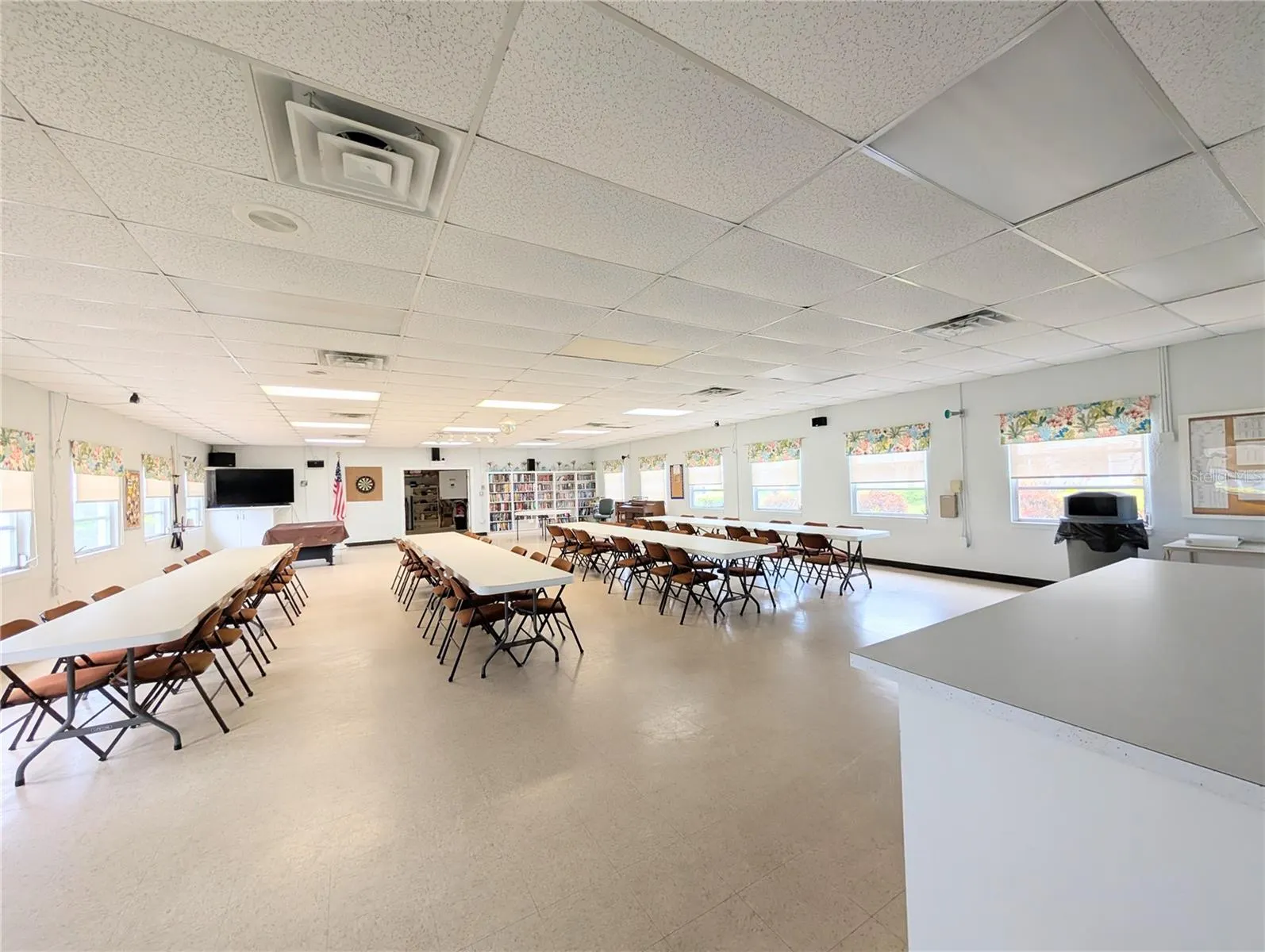 2303 SUNSET DR #H7, #H7