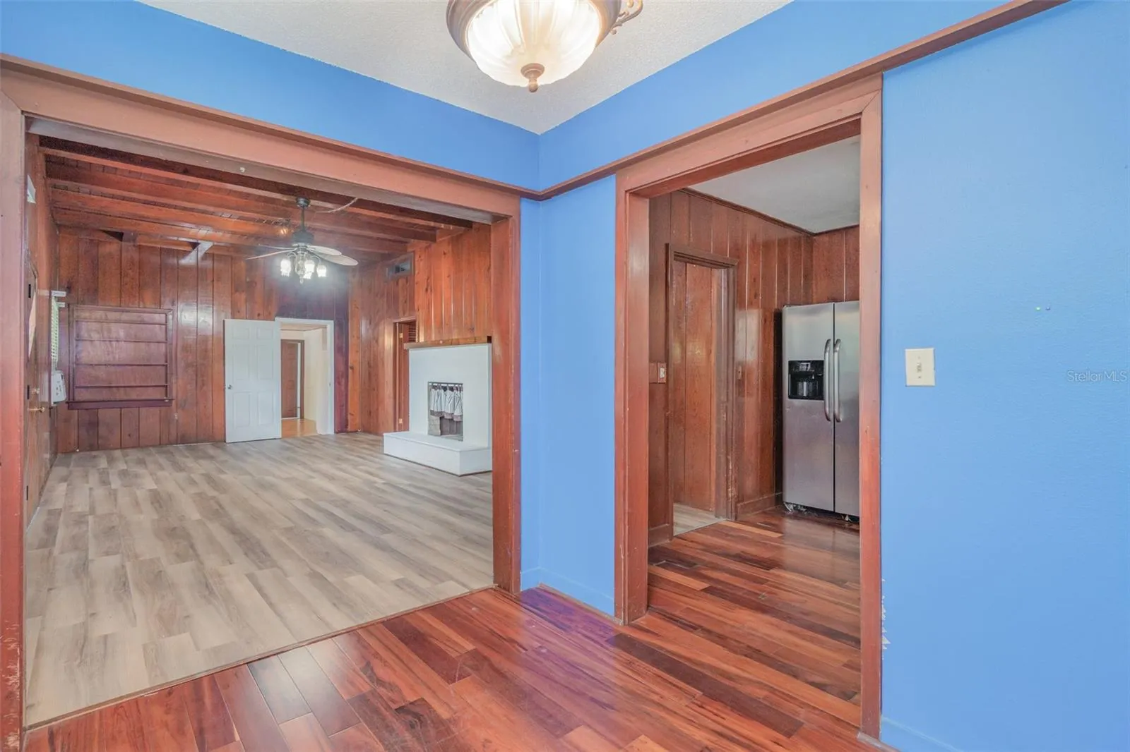 2729 BROADWAY