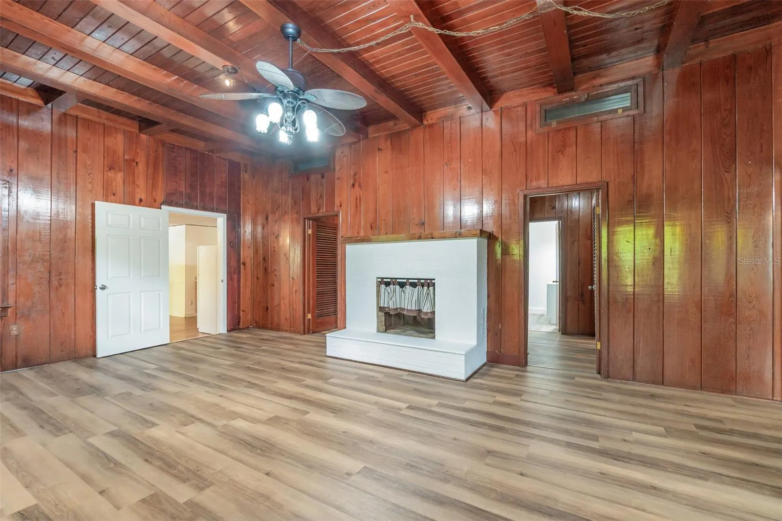 2729 BROADWAY
