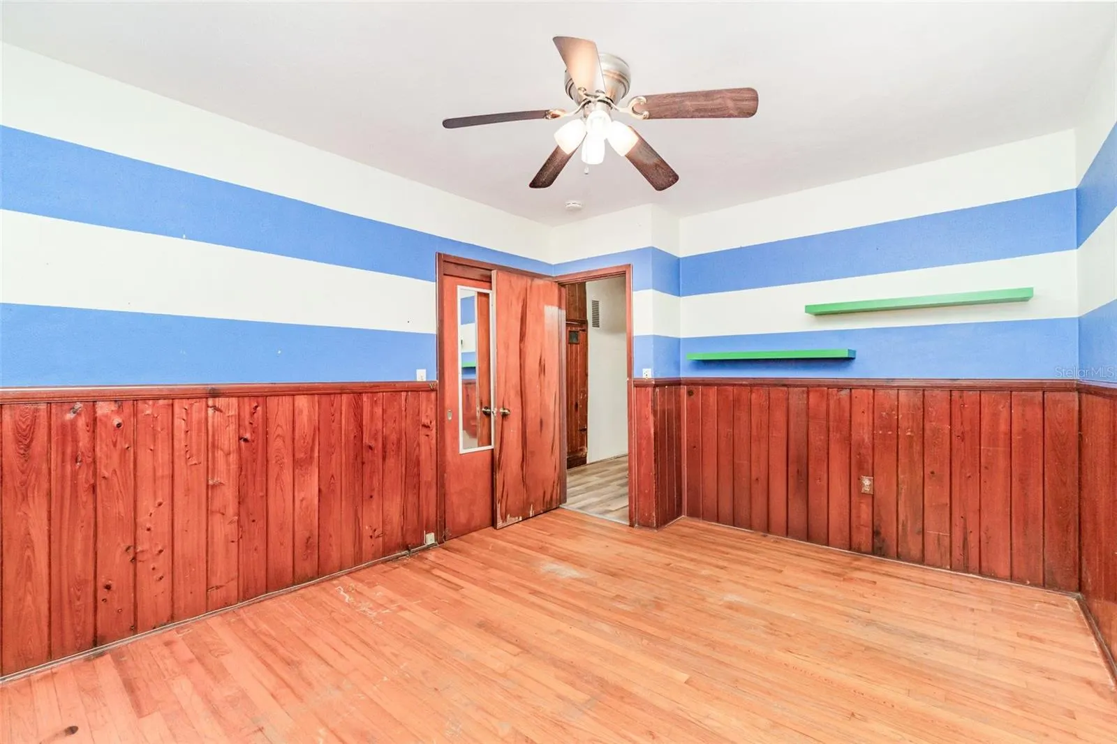 2729 BROADWAY