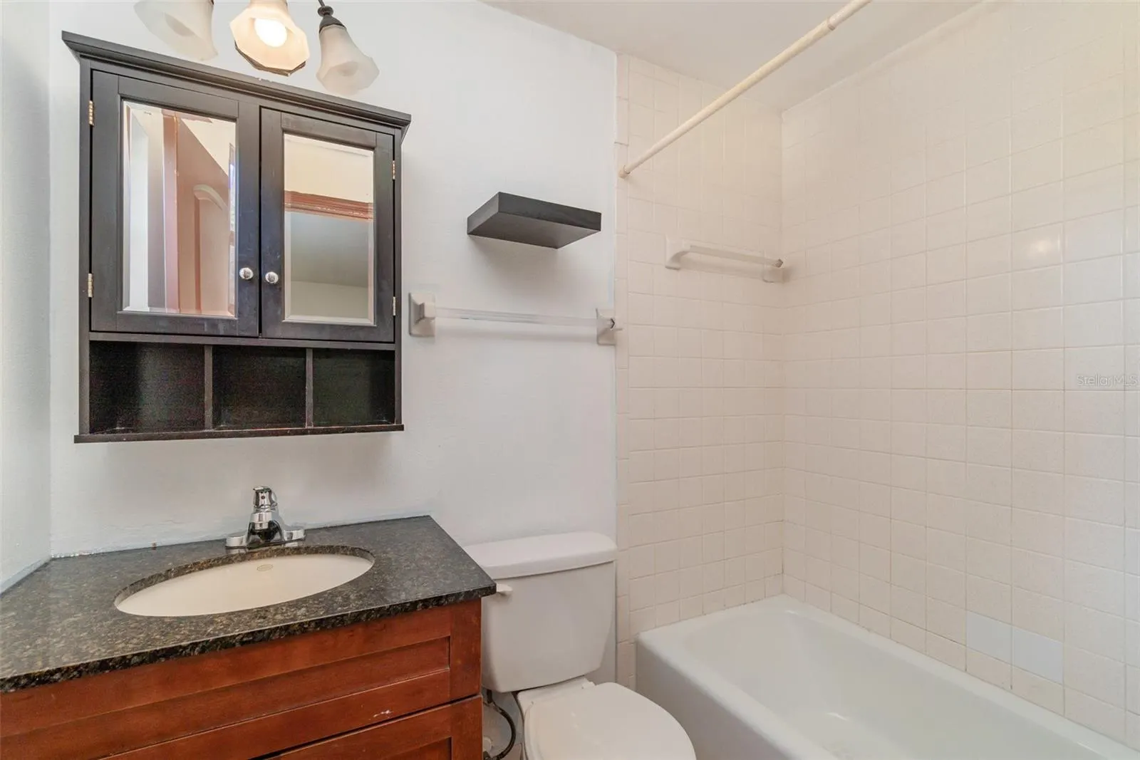 2729 BROADWAY