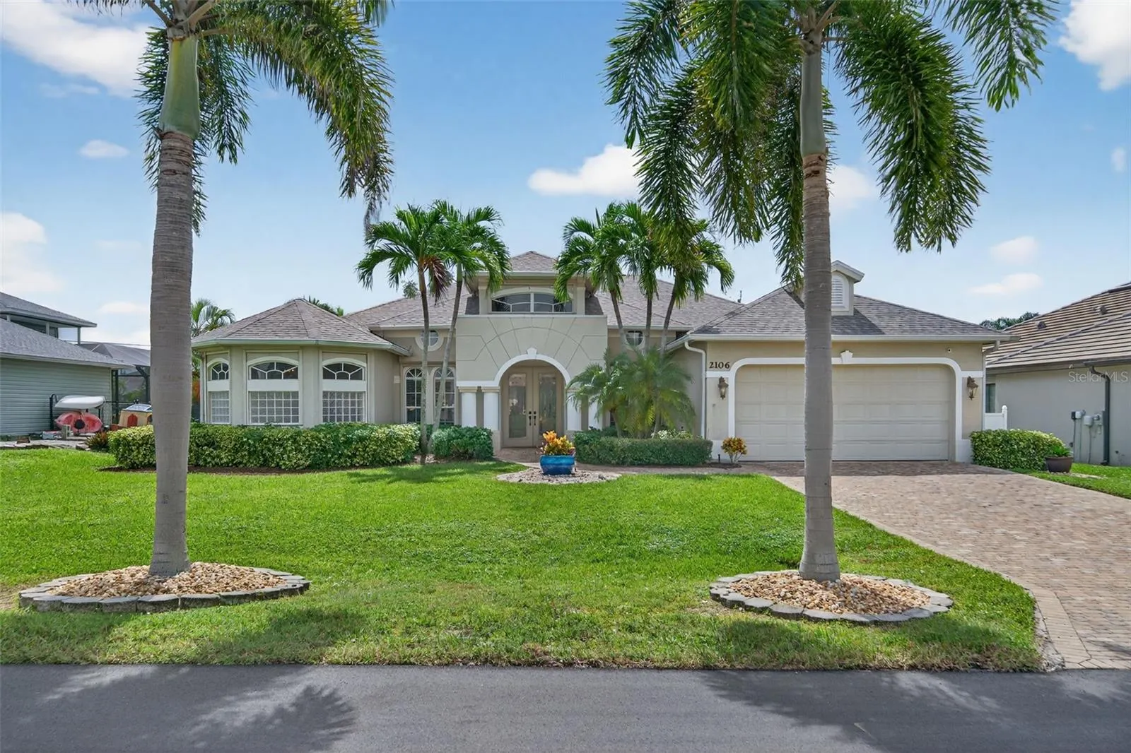 2106 SW 52ND ST