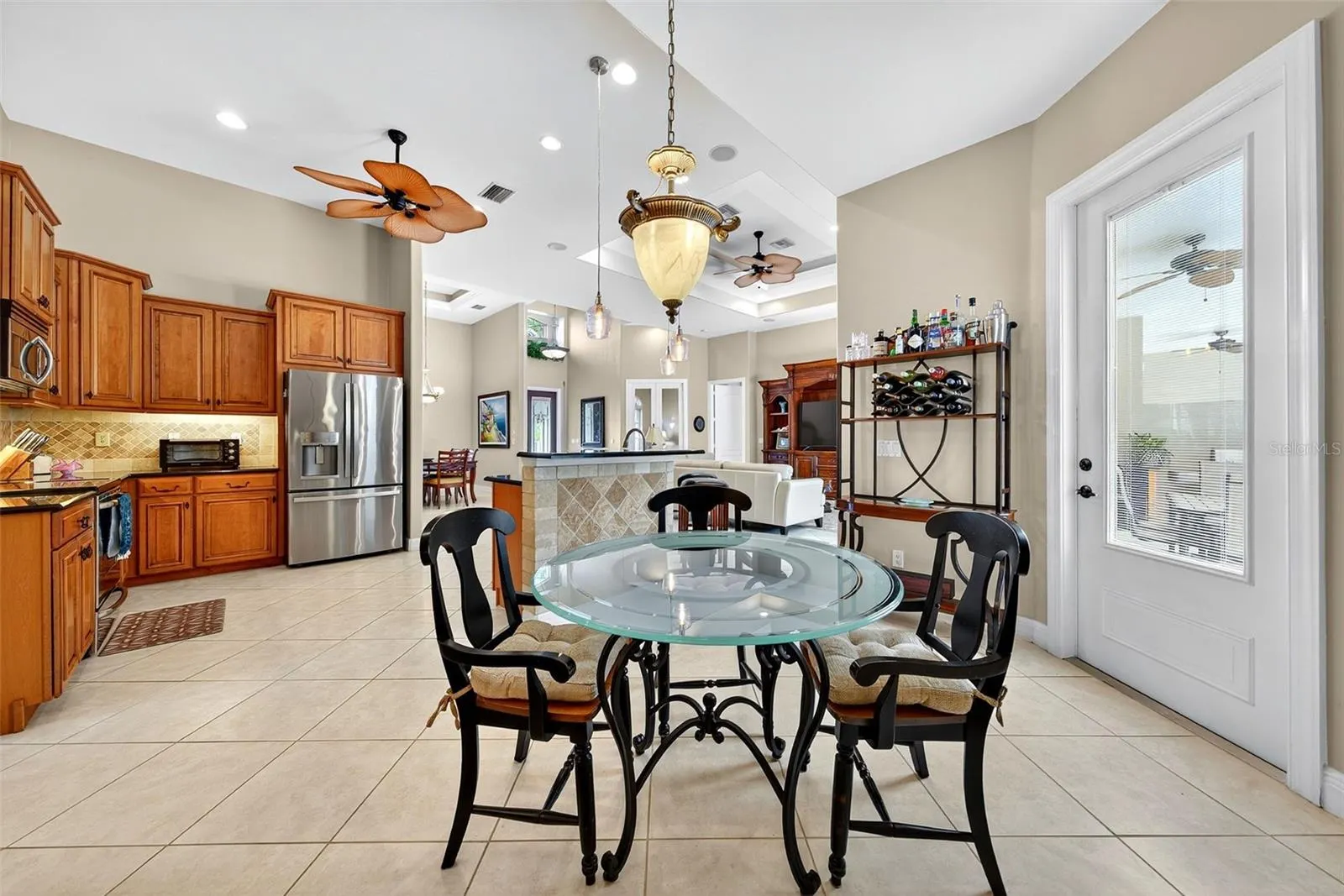 2106 SW 52ND ST