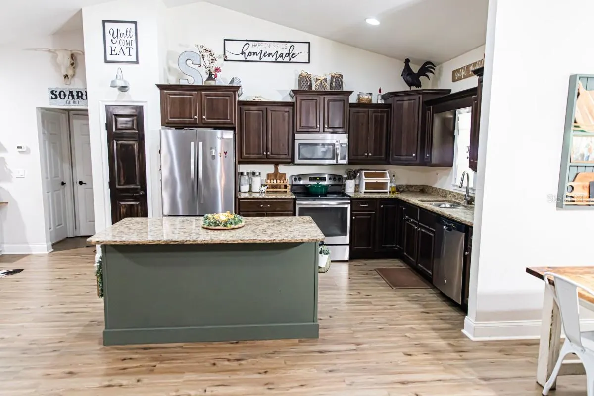 1533 COUNTY ROAD 13