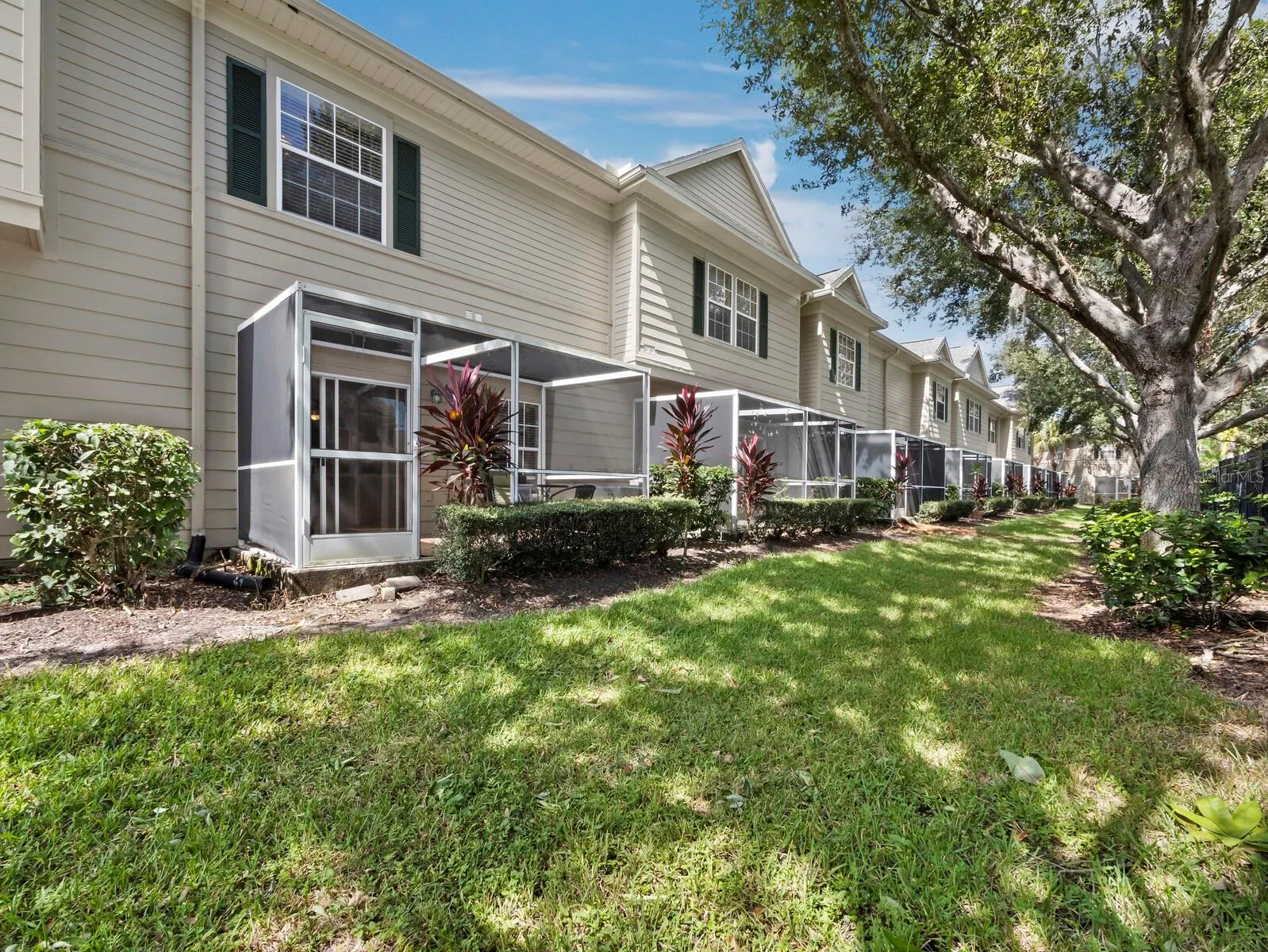 7596 PLANTATION CIR #7596, #7596