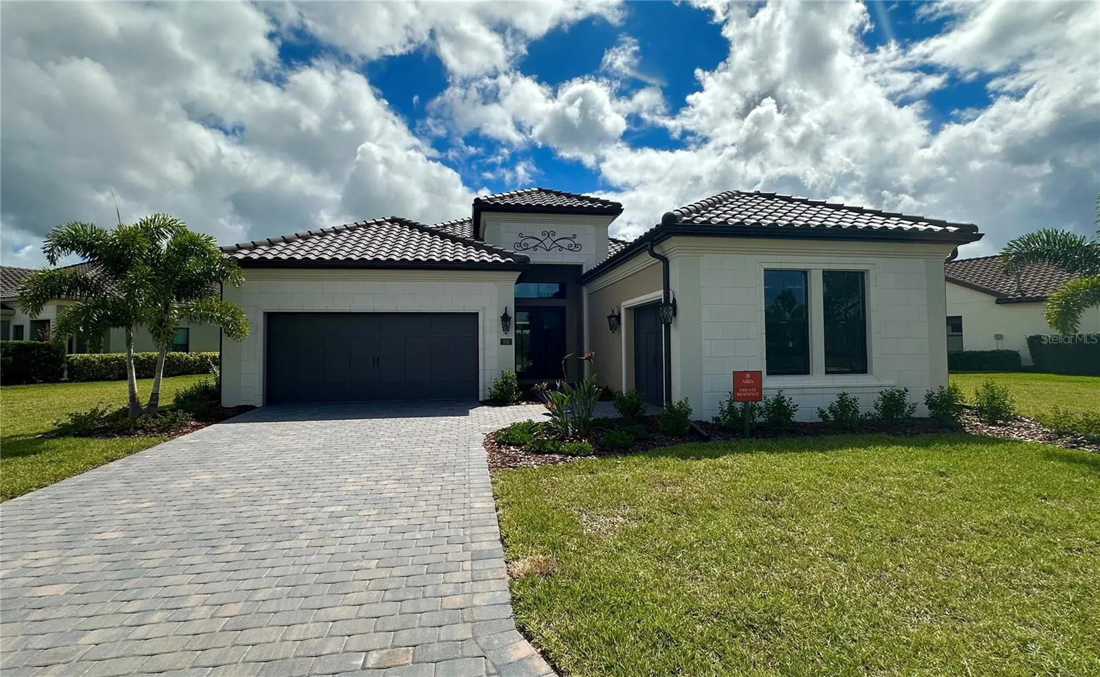 320 ARIA DR