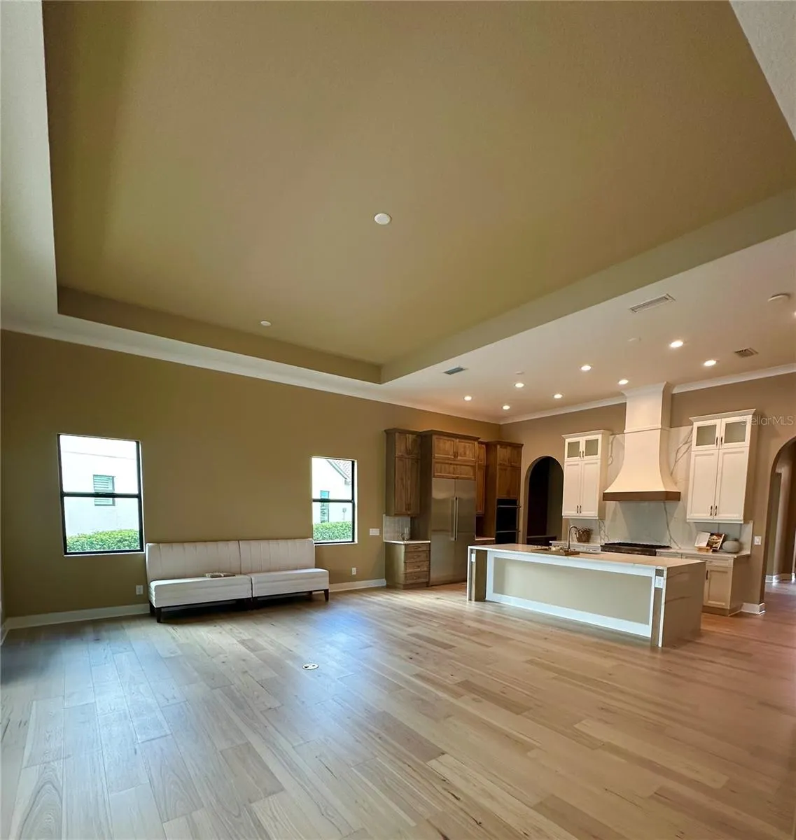 320 ARIA DR