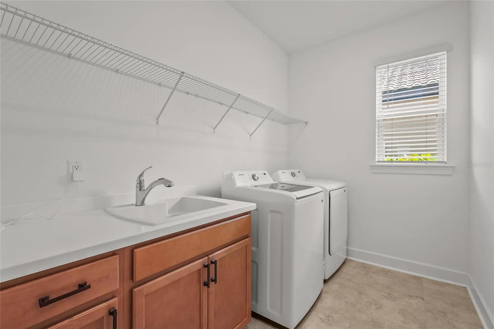 6195 MESA GLN