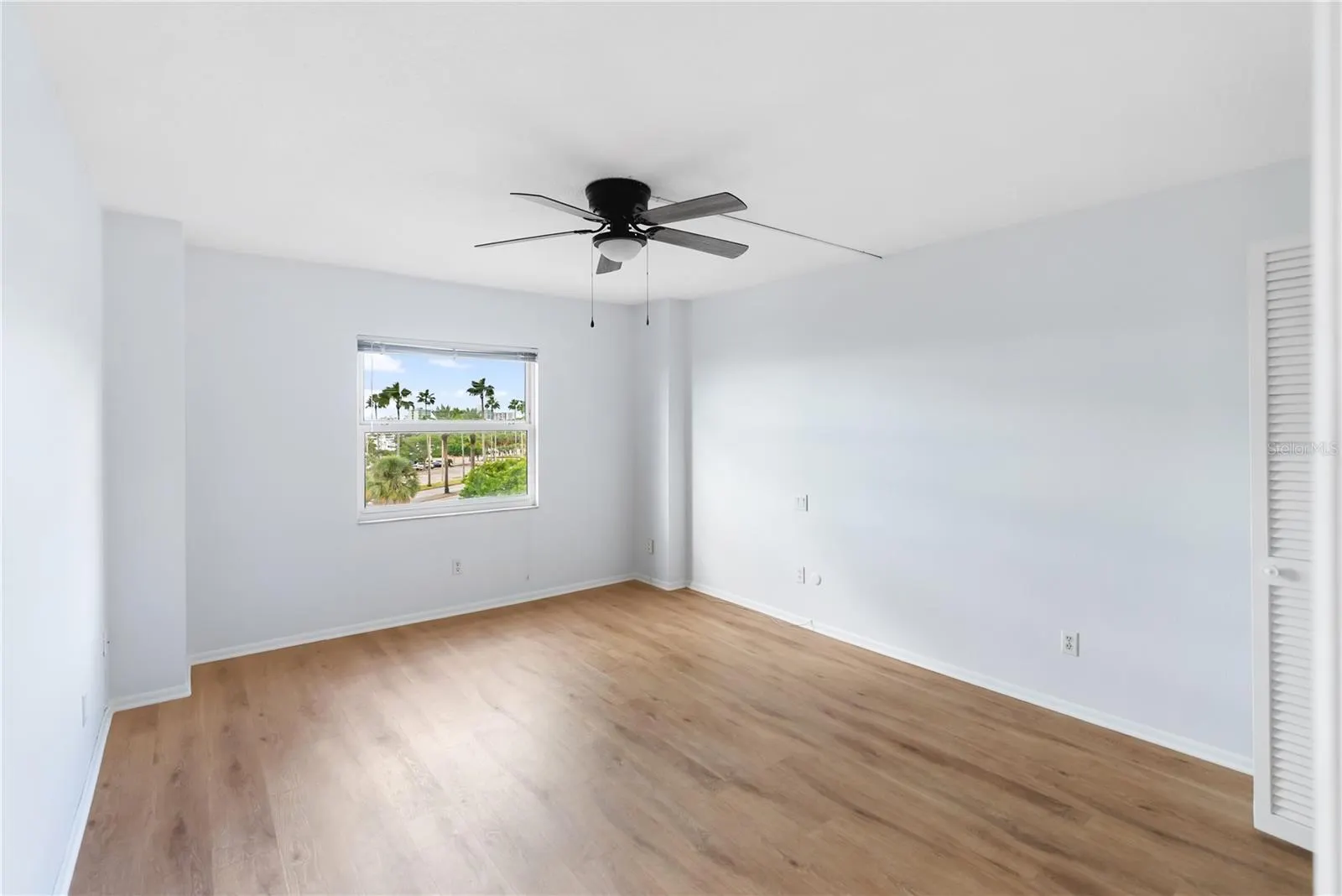 435 S GULFSTREAM AVE #403, #403