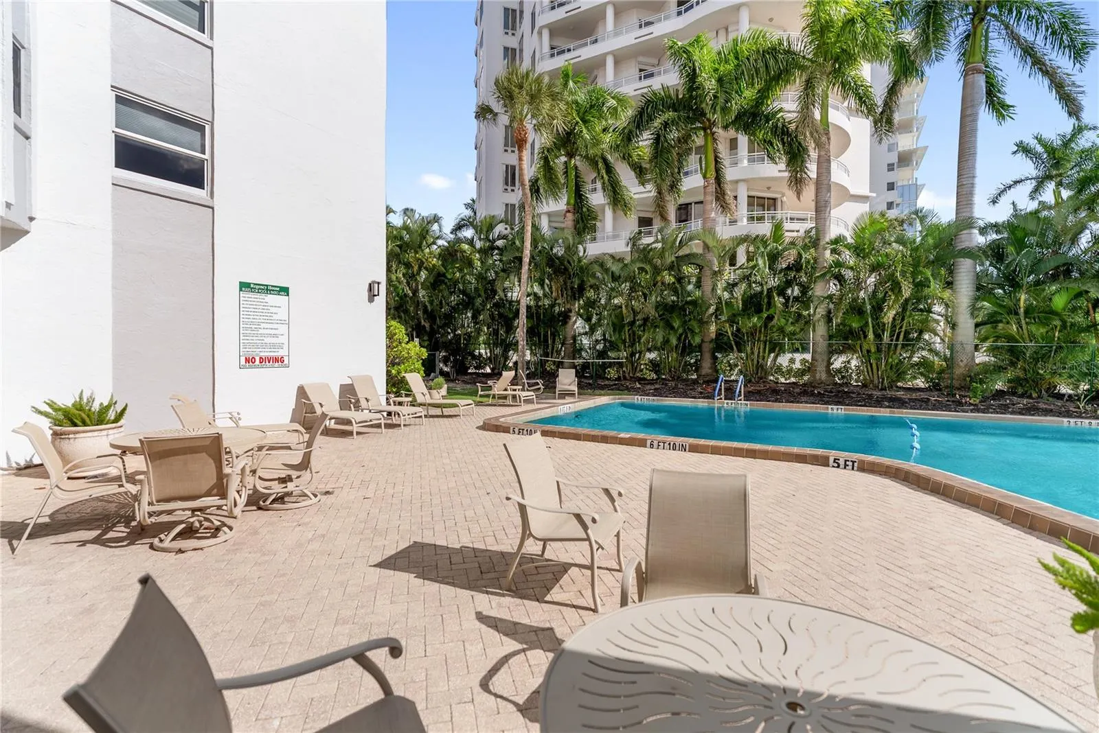 435 S GULFSTREAM AVE #403, #403