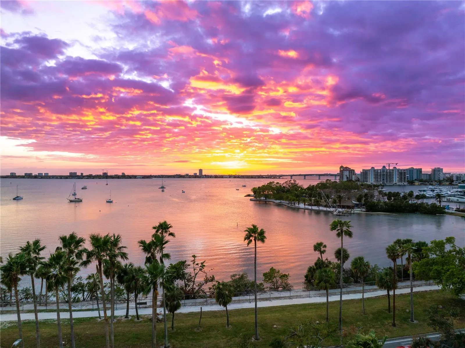 435 S GULFSTREAM AVE #403, #403