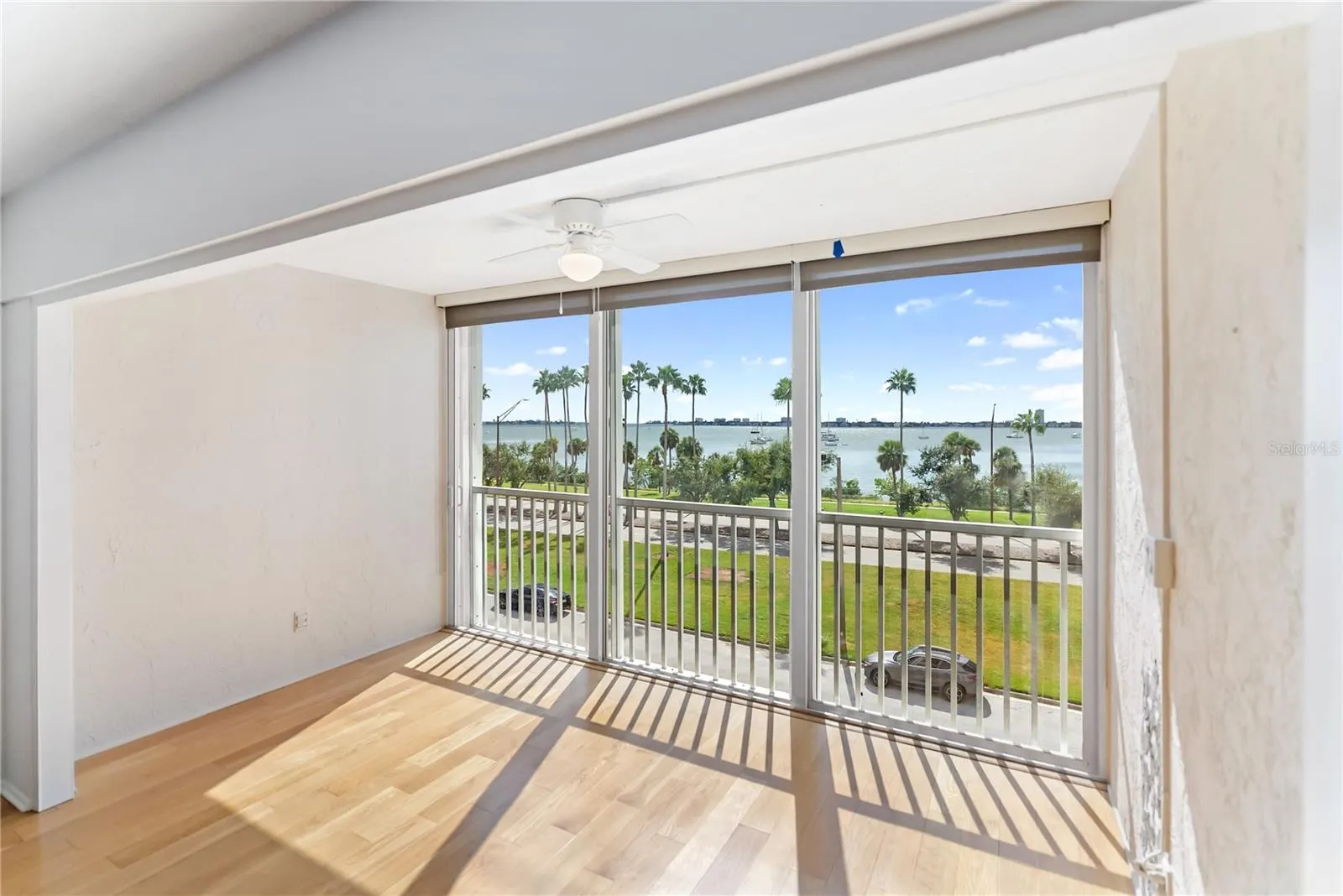 435 S GULFSTREAM AVE #403, #403