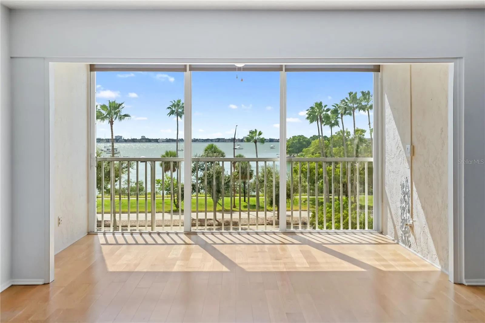435 S GULFSTREAM AVE #403, #403