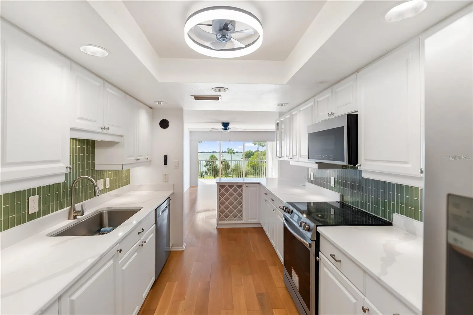 435 S GULFSTREAM AVE #403, #403