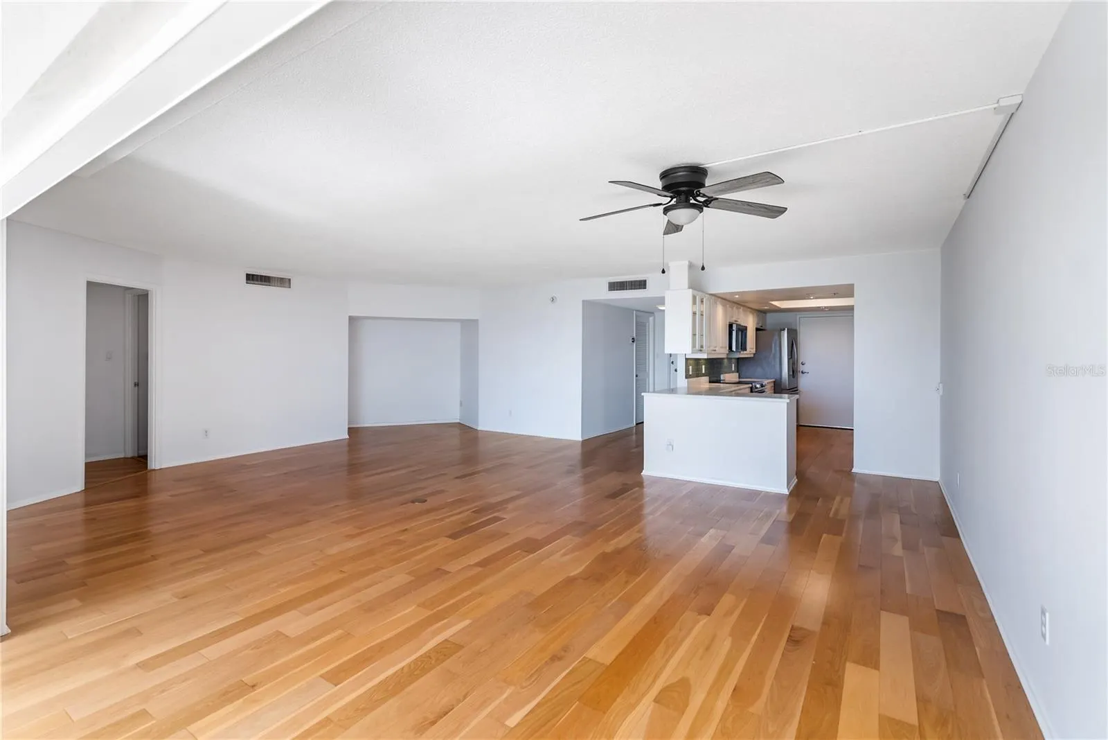 435 S GULFSTREAM AVE #403, #403