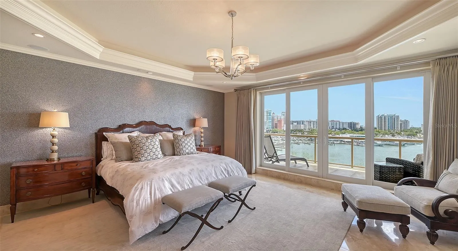 464 GOLDEN GATE PT #702, #702