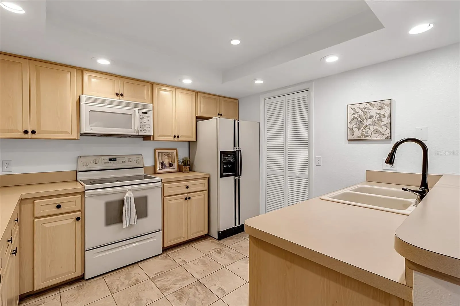 6472 SEAGULL DR #305, #305