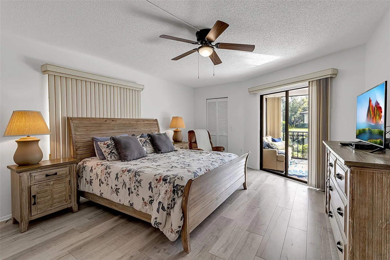6472 SEAGULL DR #305, #305