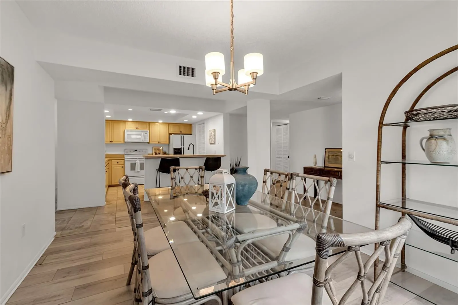 6472 SEAGULL DR #305, #305