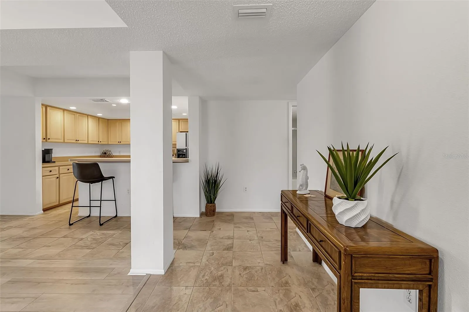 6472 SEAGULL DR #305, #305