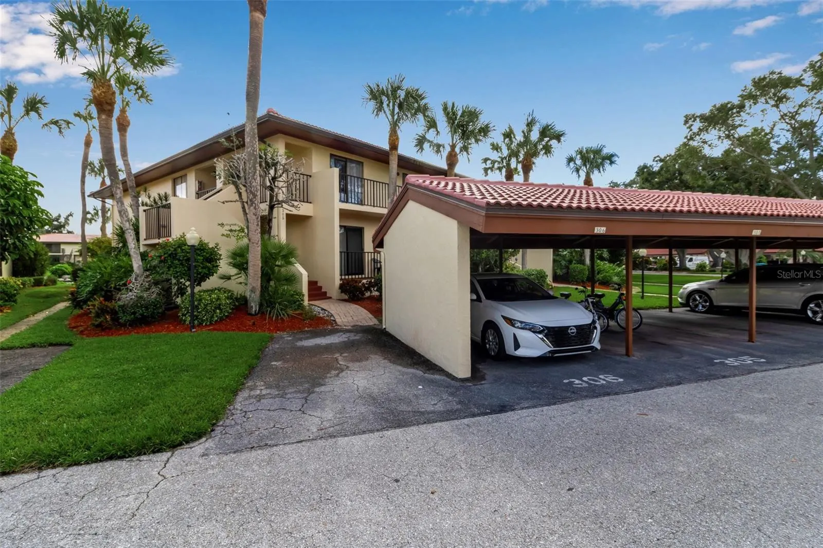 6472 SEAGULL DR #305, #305