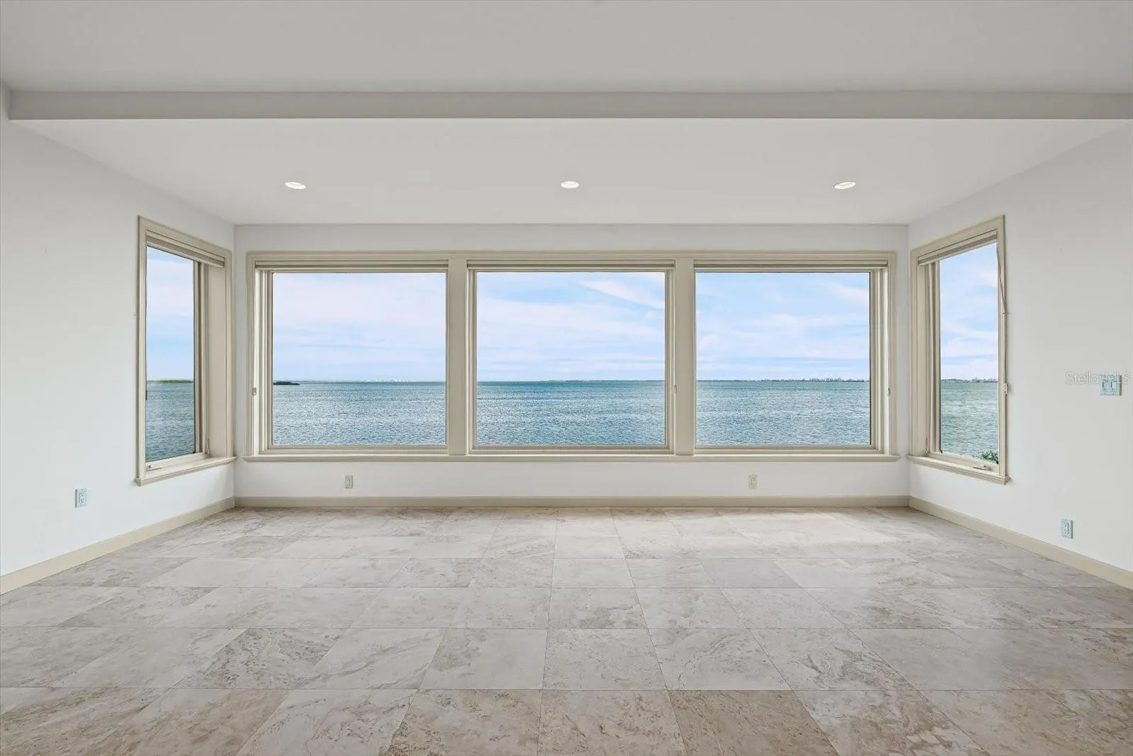 24 TIDY ISLAND BLVD