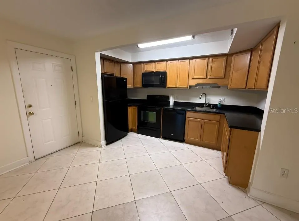631 N ORANGE AVE #103, #103